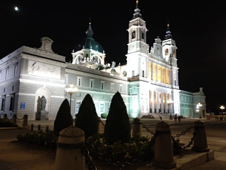 La Almudena