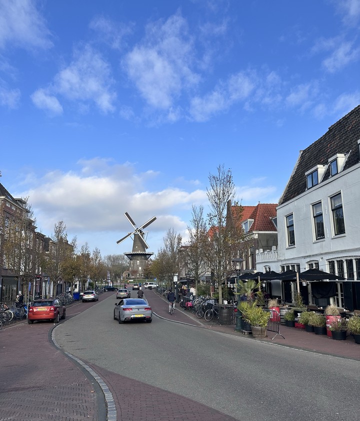 .