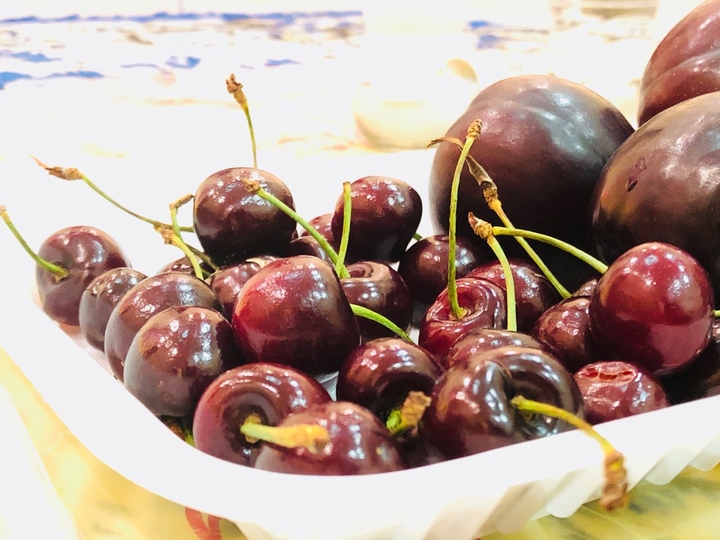 cherry 