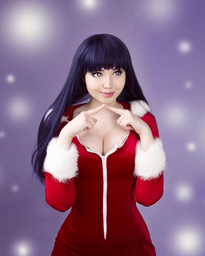 Hinata Hyuuga cosplay