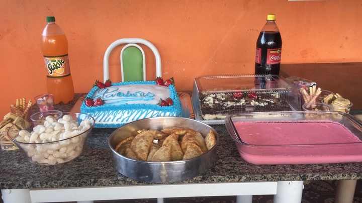 oooo festinha em casa