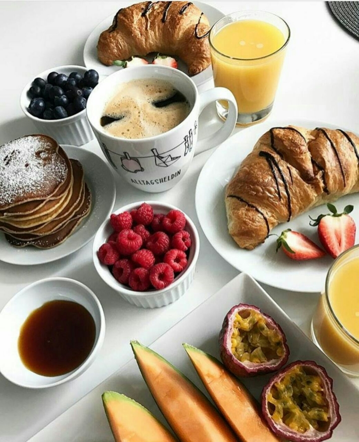 صبحانه هلی قبل تو سوءتفاهم بود