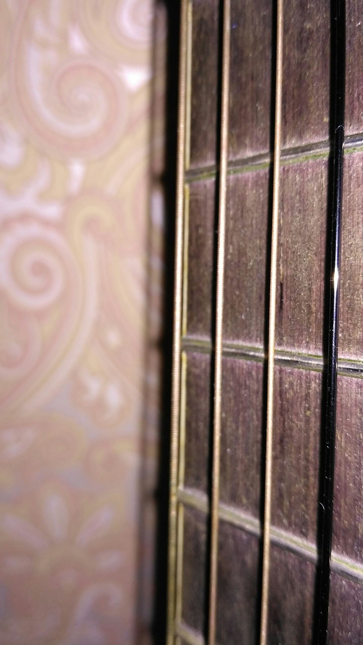 Guitar strings