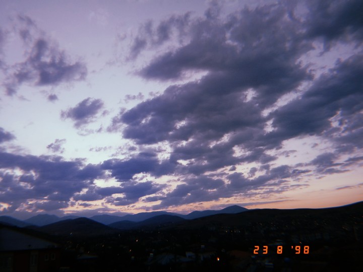 özgür