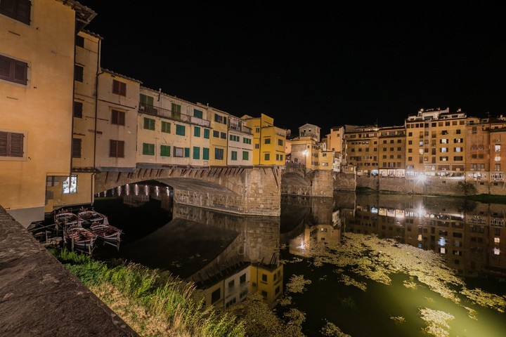 Ponte Vecchio by night