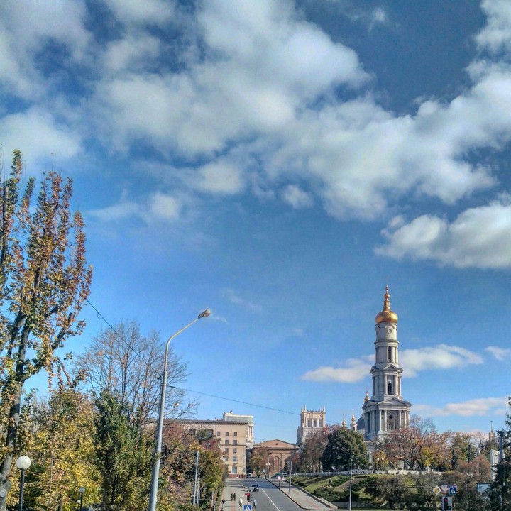⛪