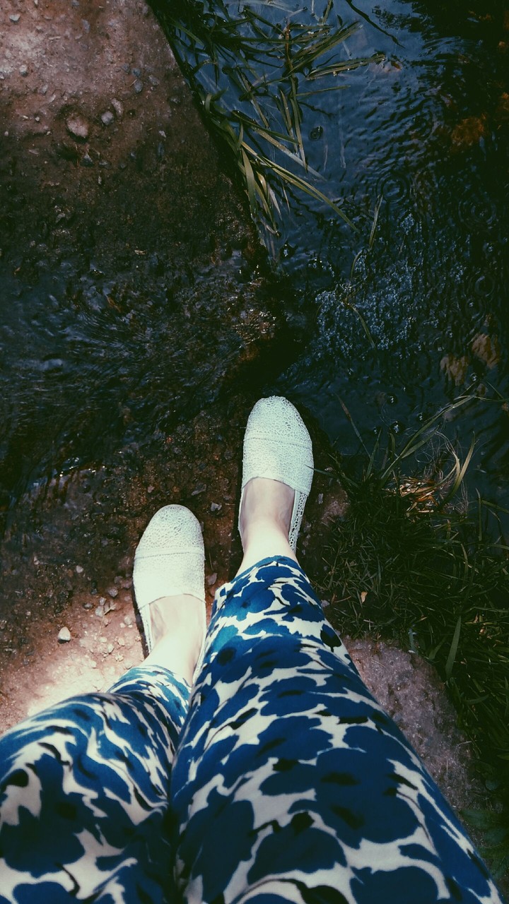 Crossing the stream