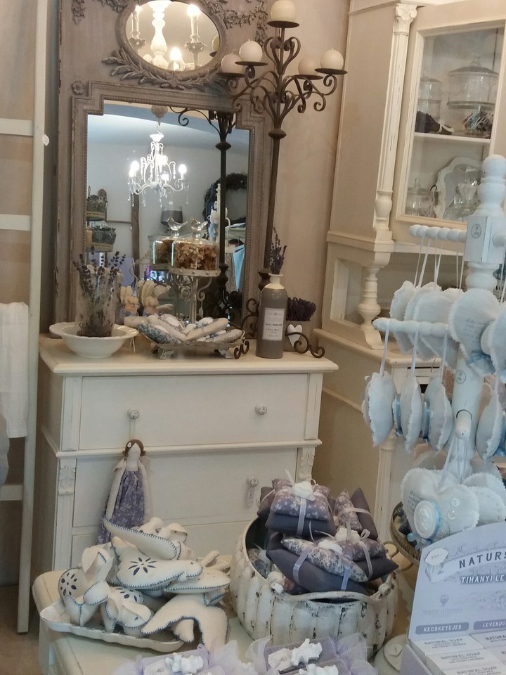 lavender fancy shop