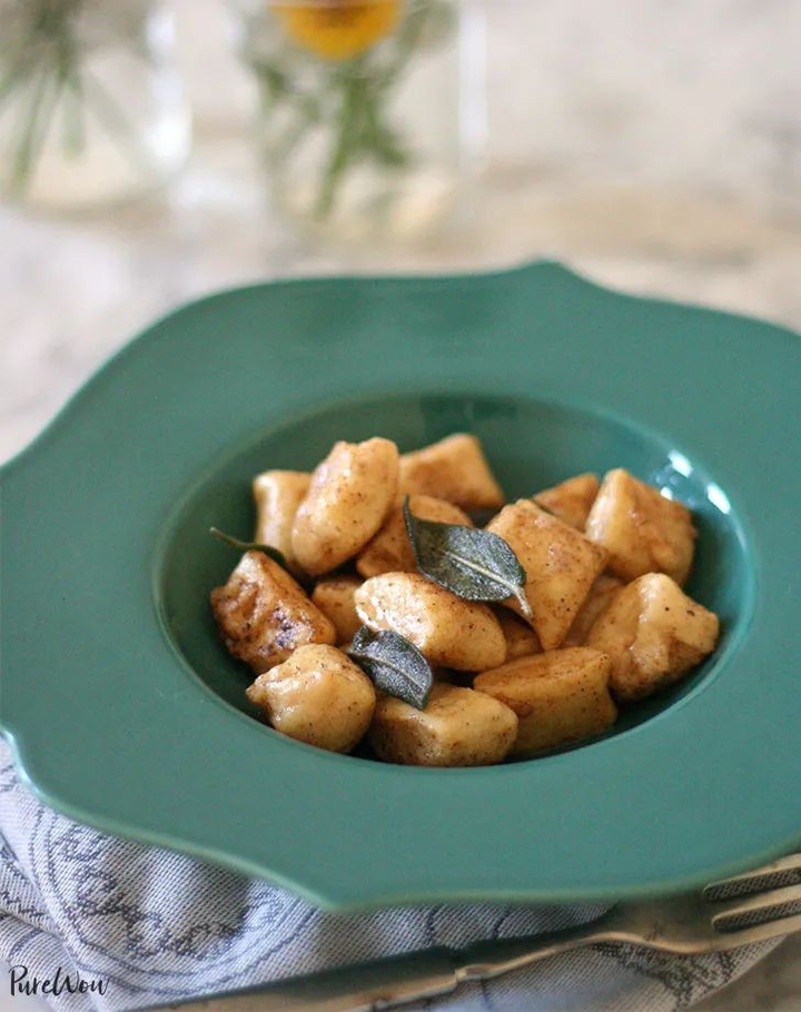 *CROUTON*