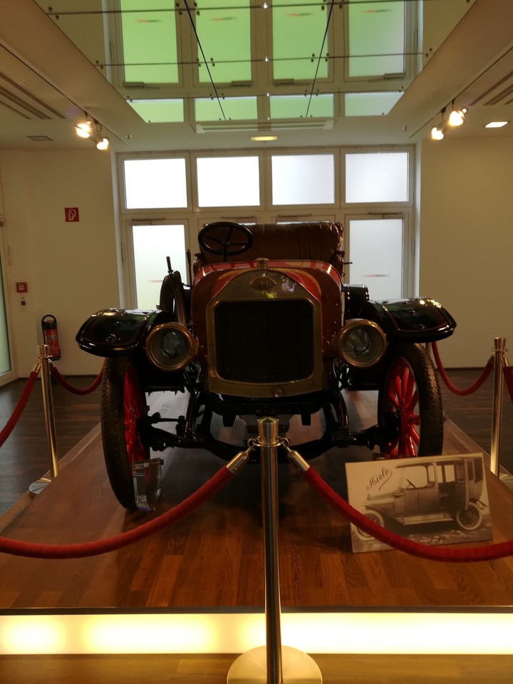 Miele Aiutomobile