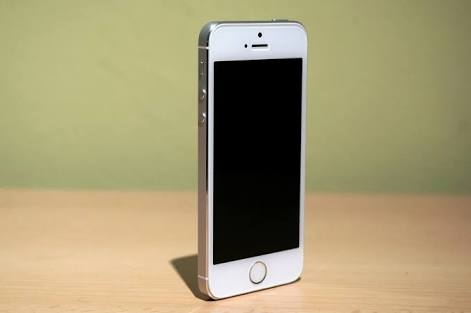 Apple (tech zact channel on YouTube go now)