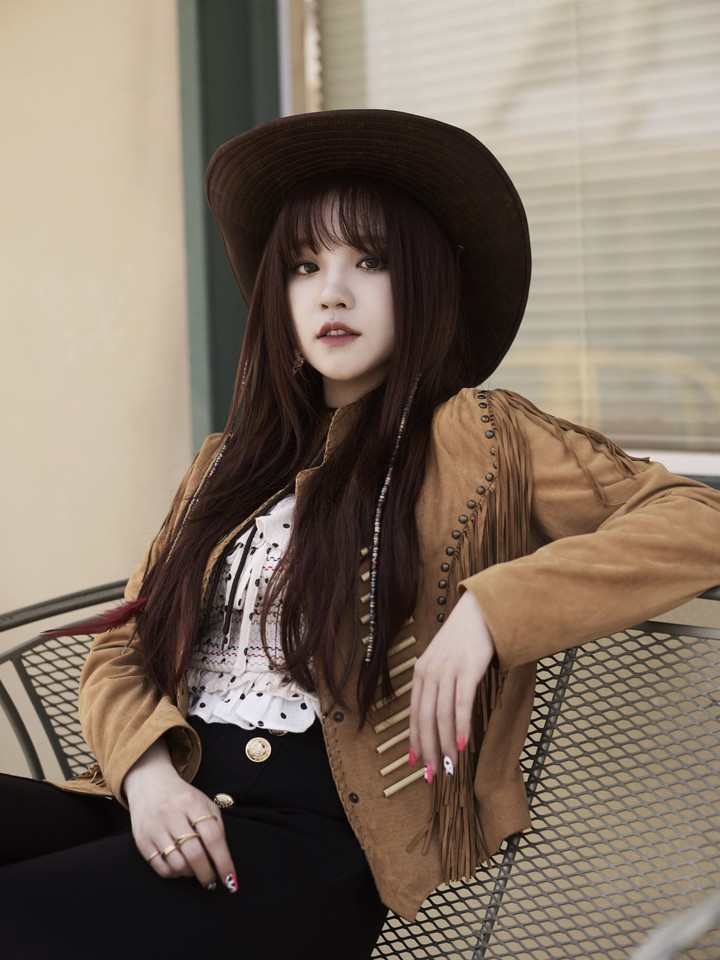 °•☆ YUQI ☆•°