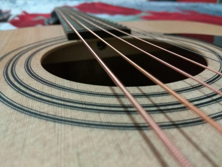 guitar strings