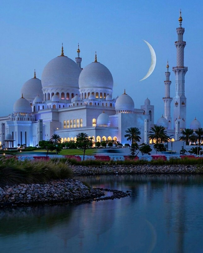 Night over Abu Dhabi❤