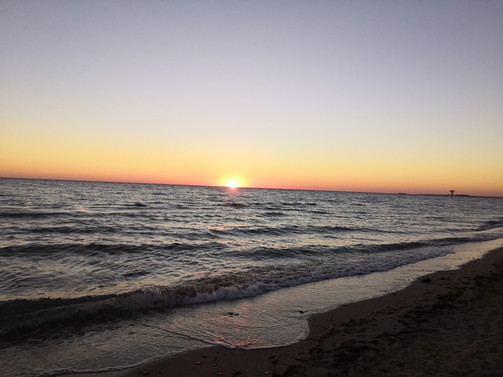 Море