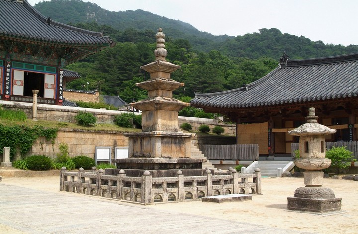 Hwaomsa Temple