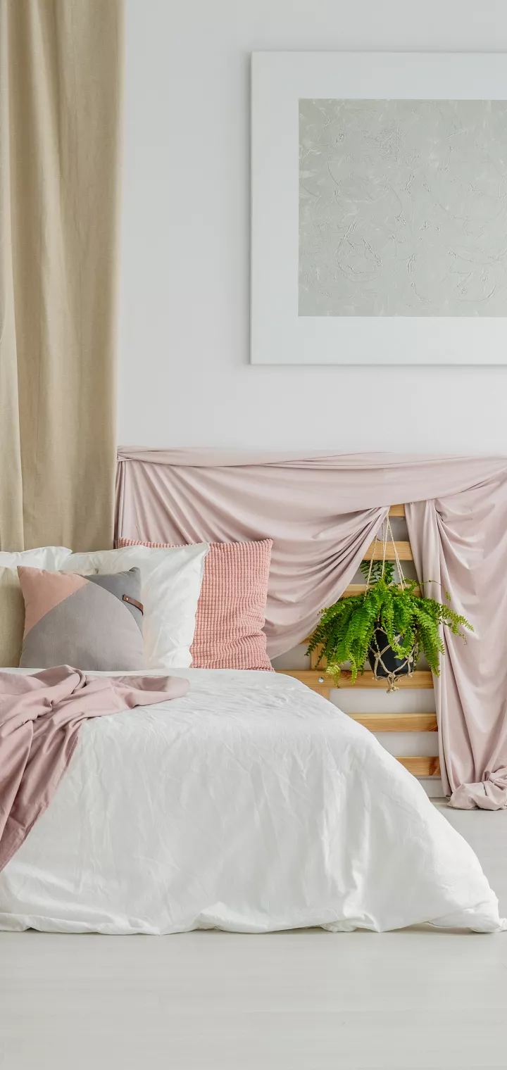 minimalist bedroom