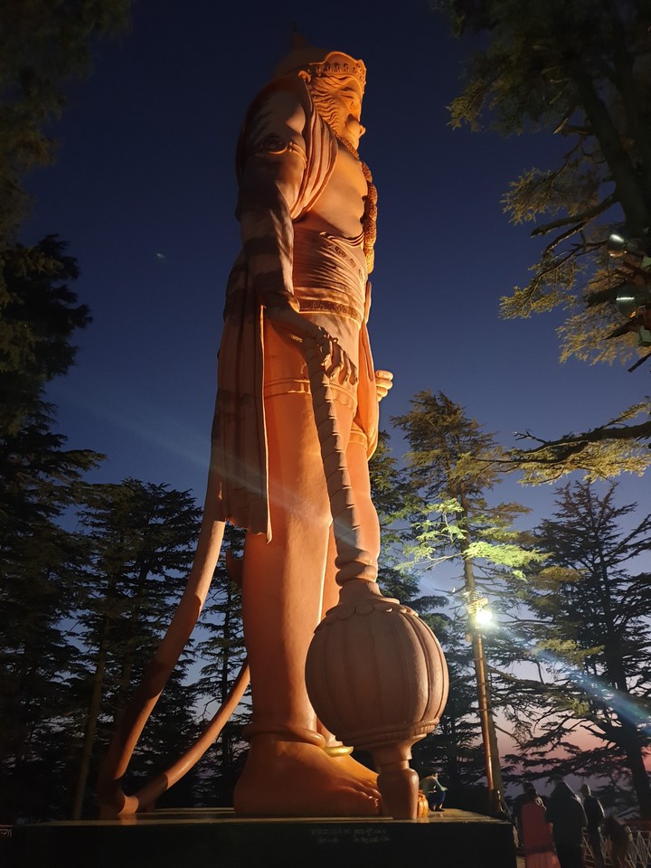 hanuman statue