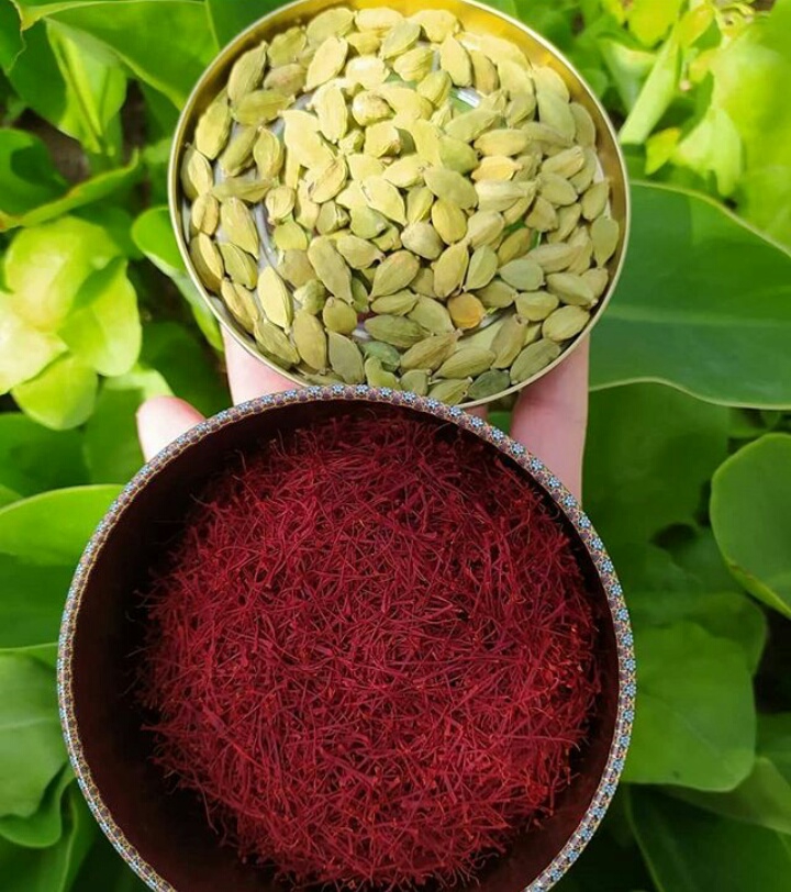 Iranian cardamom and saffron