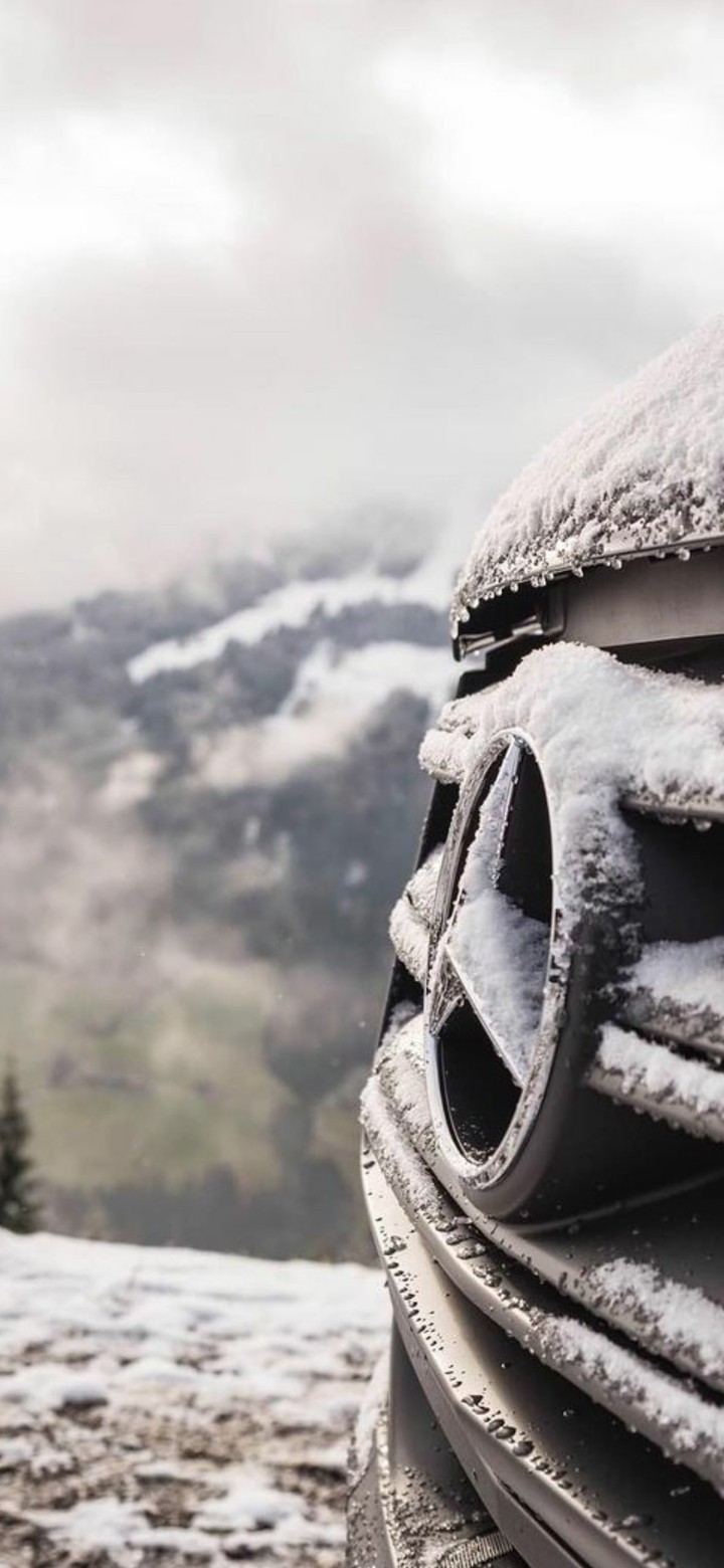 mercedes in ice