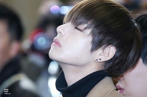 v