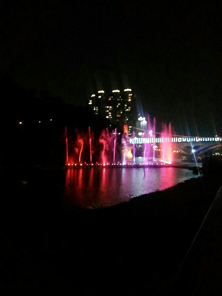 水舞