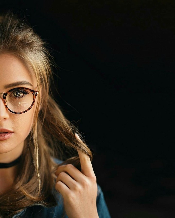 Glasses GirLs