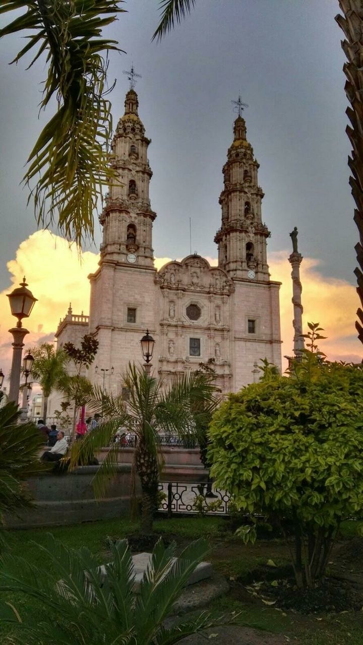 san juan se los lagos, catedral virgencita de san juan!!