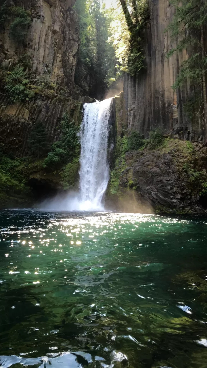 Stunning Waterfall ❤️