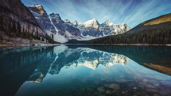 Mountains lake