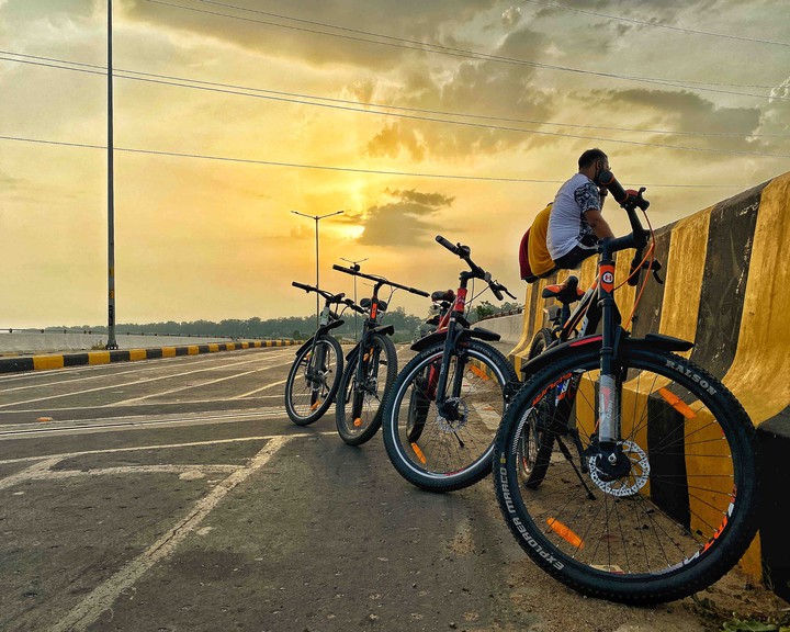 cycling with bois