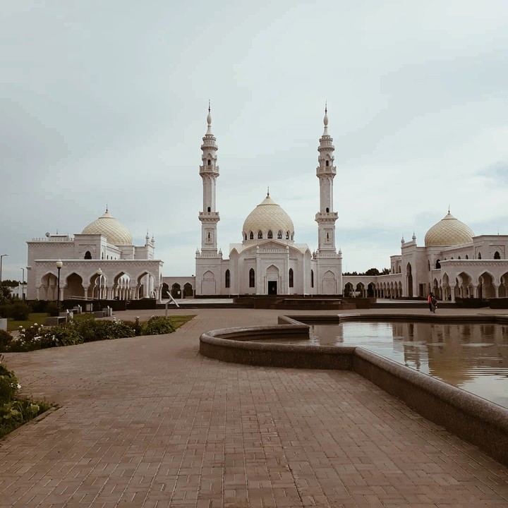 Белая мечеть