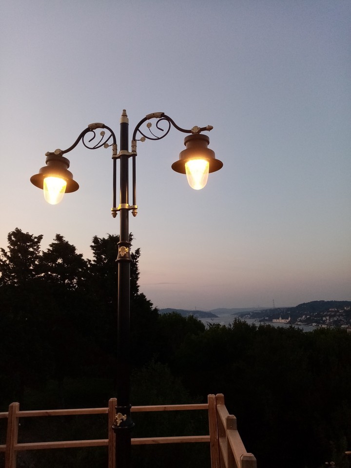 İki küçük ışık