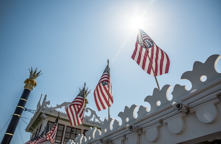 Mark Twain Flags