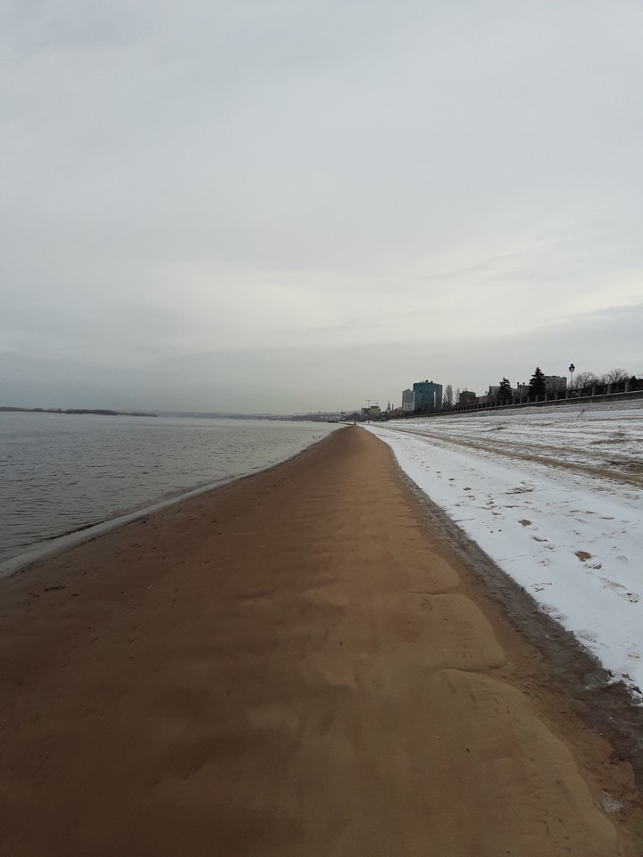 Волга и зима