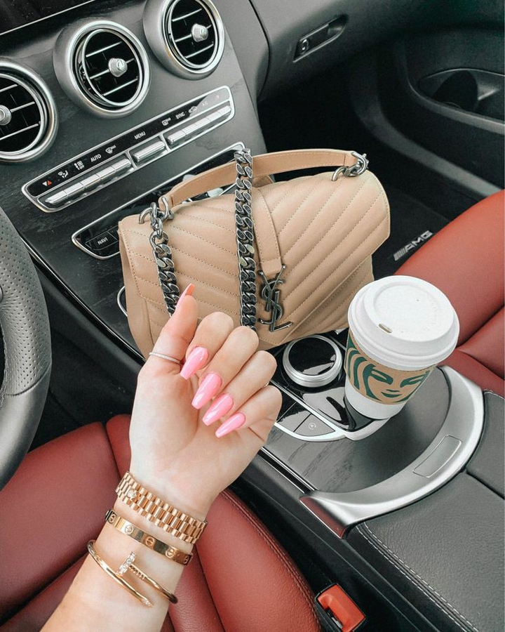 Today shopping and My Nails Pink?