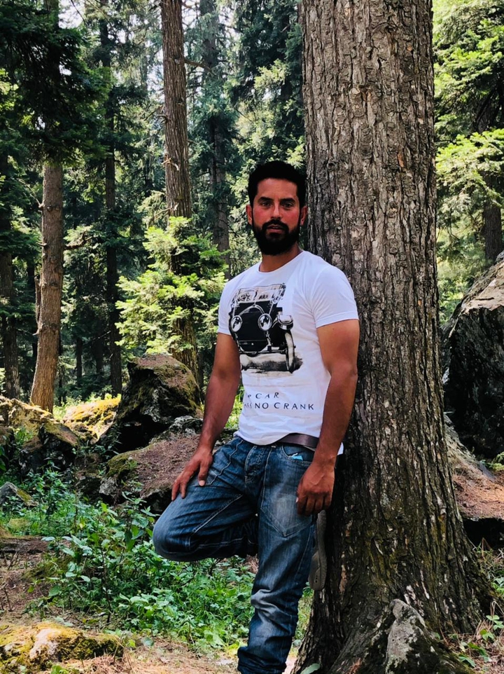 handsome hunk.....