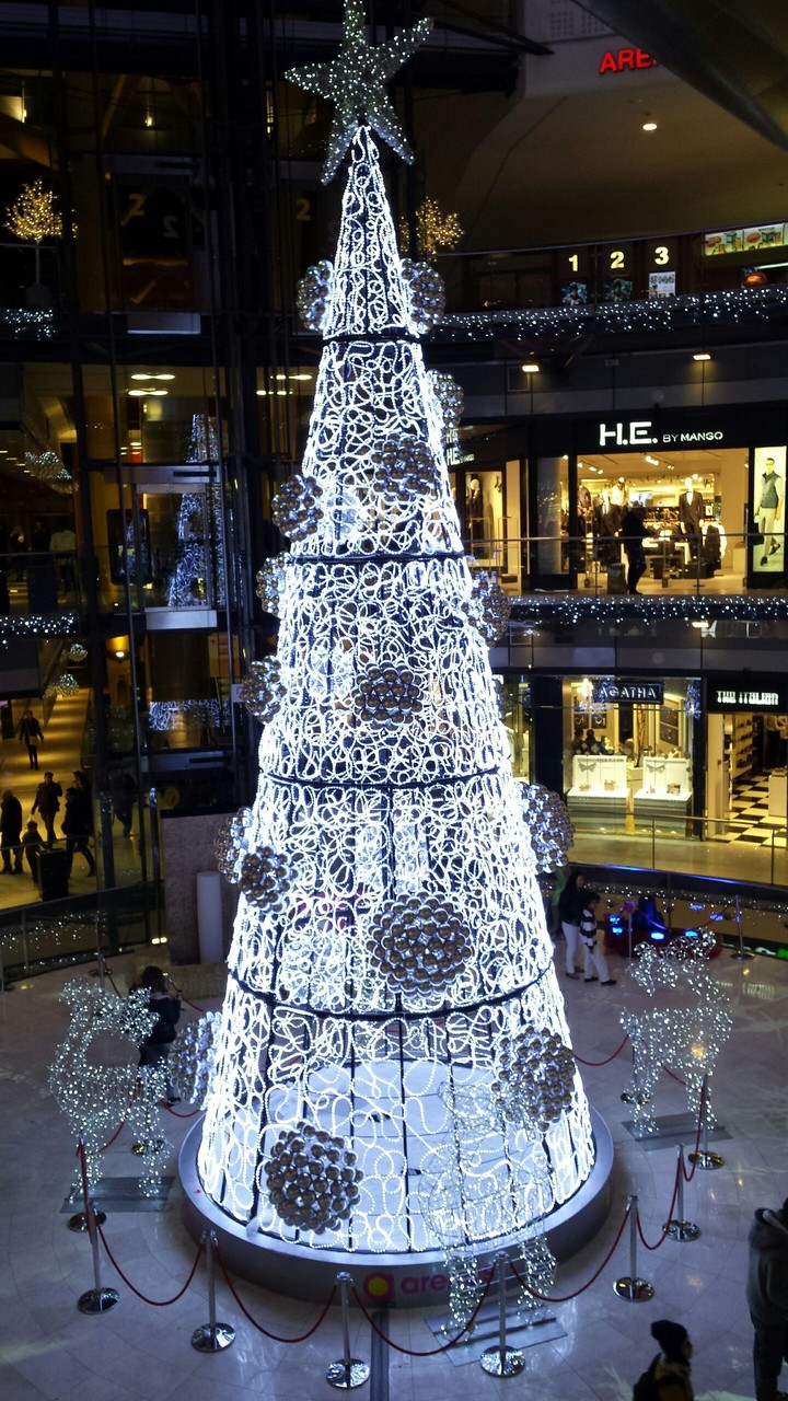 Árbol De Navidad; Arenes Centro Comercial 2014