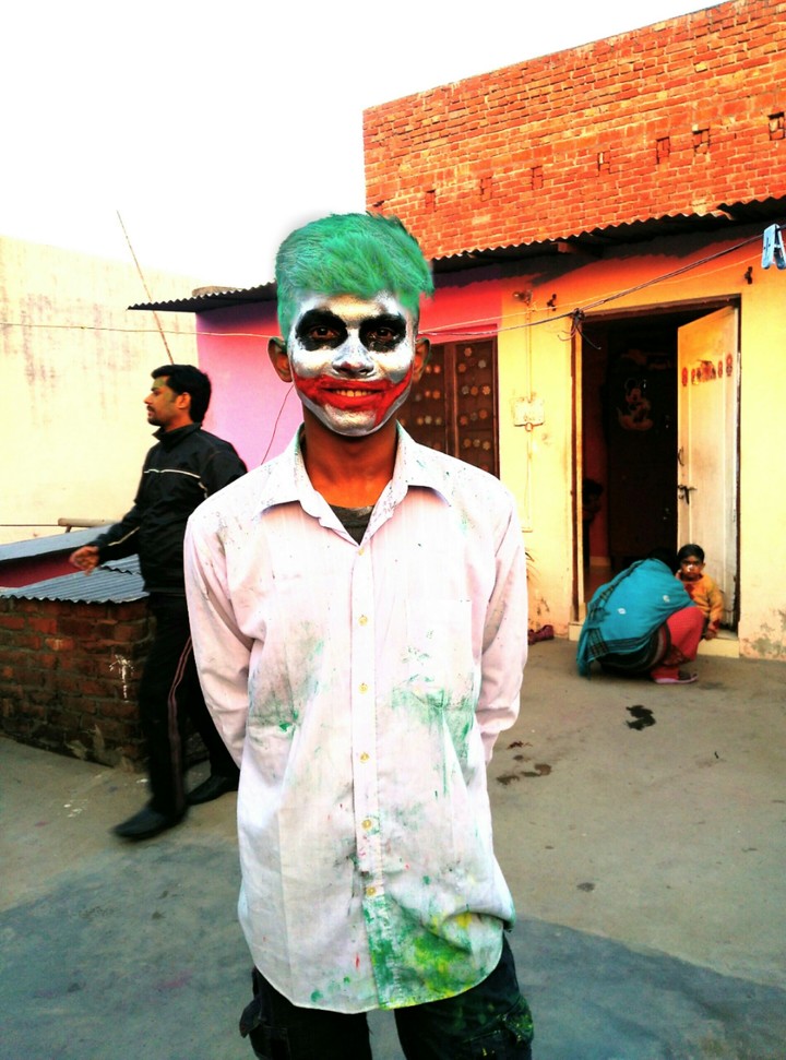 holi