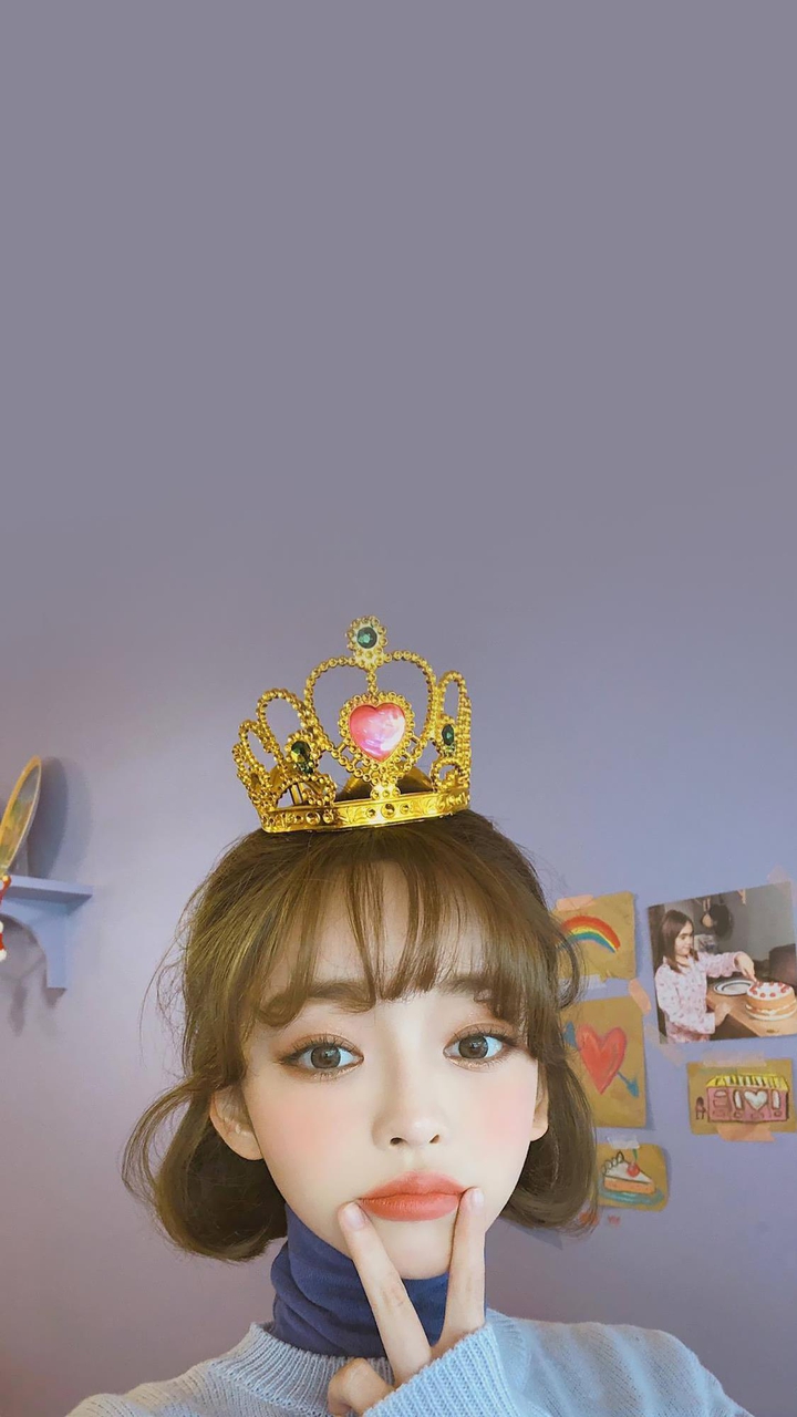 Queen (•‾⌣‾•)و ̑̑♡