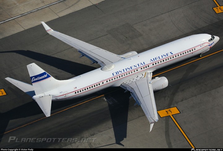 737