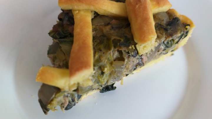 Tart with leeks,mushrooms and tuna