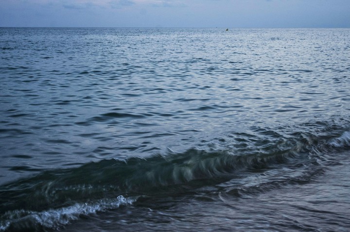 wave