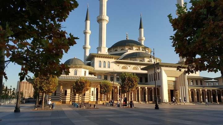 Millet Camii