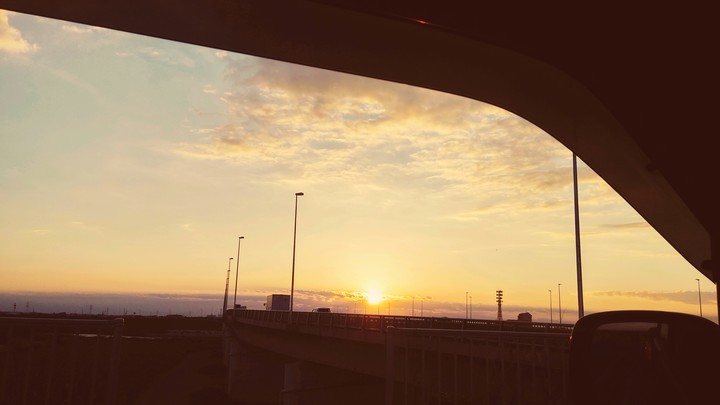 車内から夕日