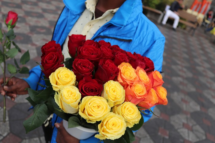 roses' seller