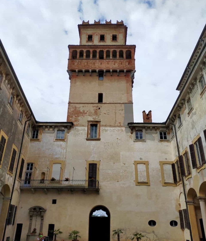 torre merlata - Italia
