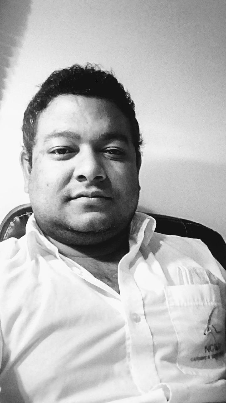 when life become monochrome mode