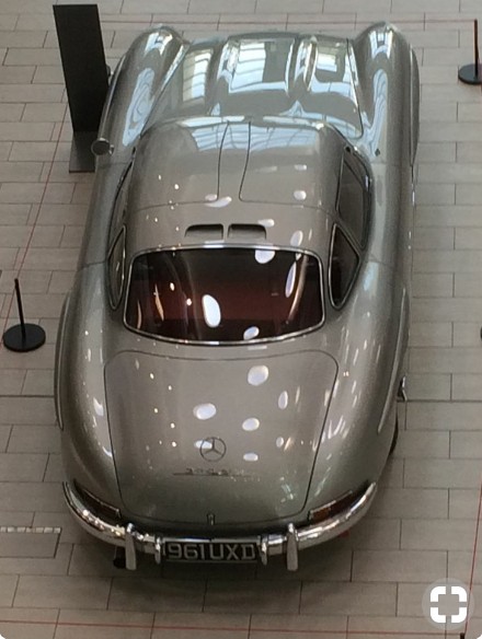 Mercedes Benz
