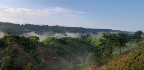 trekking